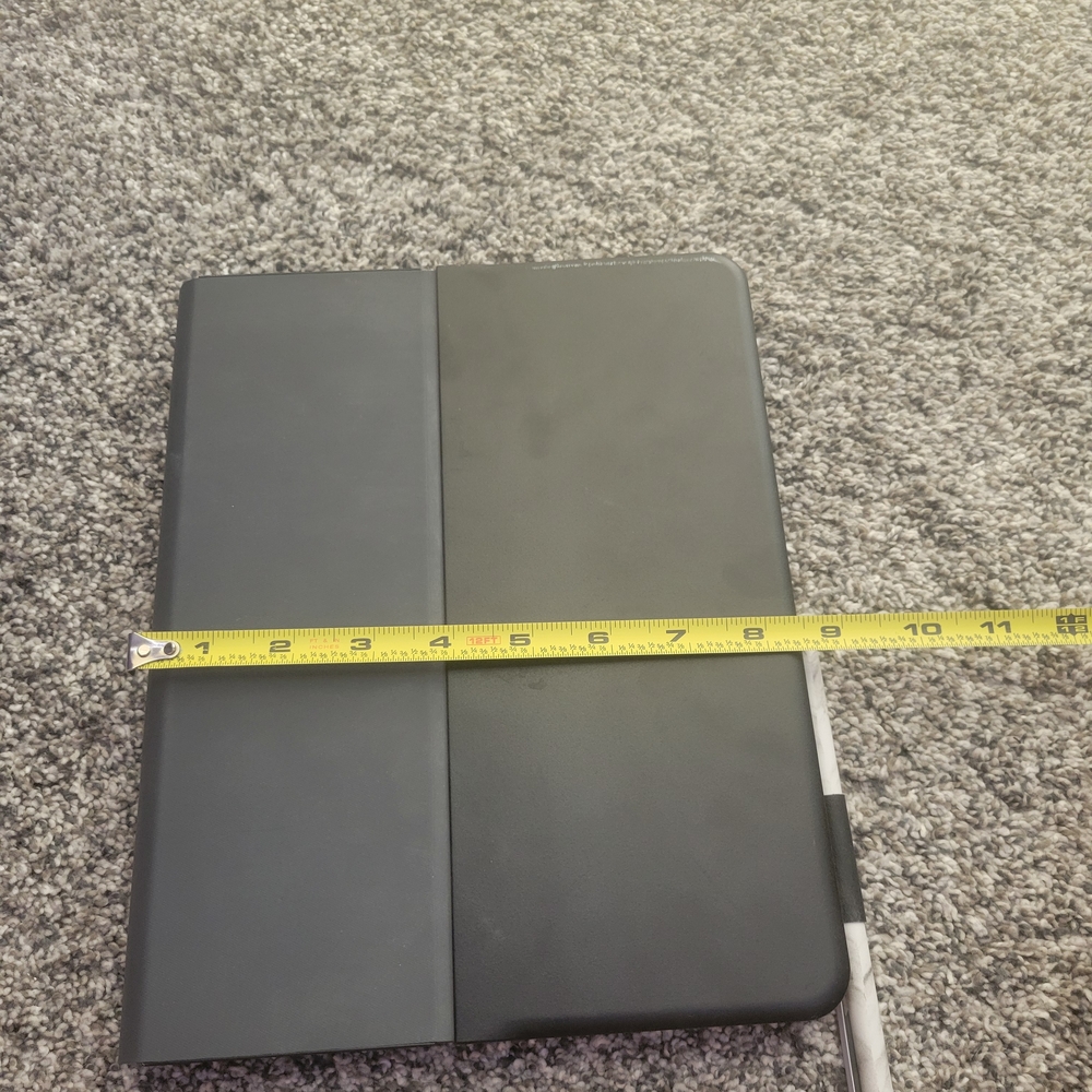 Logitech Gray Tablet Keyboard Case - Picture 9 of 14